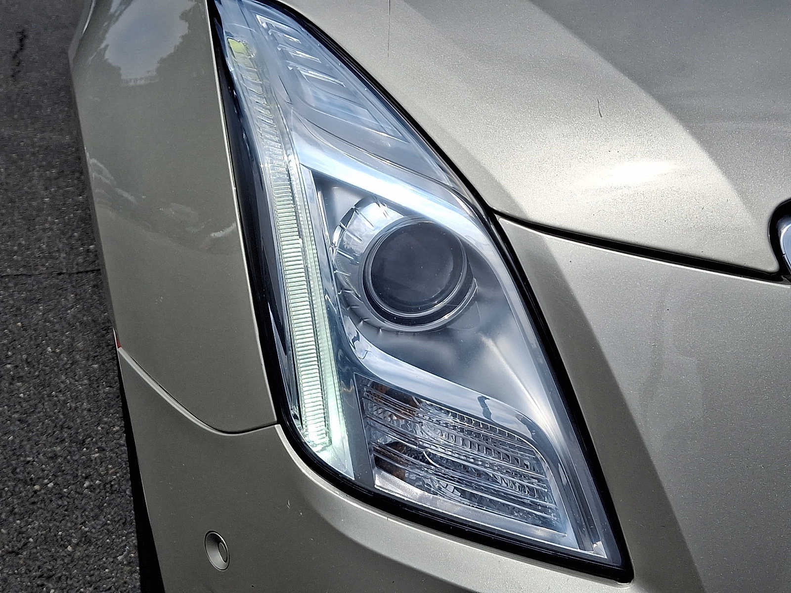 2014 Cadillac XTS 4dr Sdn Luxury FWD
