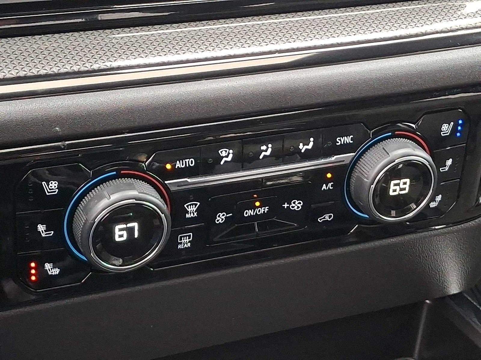 2023 Chevrolet Silverado 1500 4WD Crew Cab 147 ZR2
