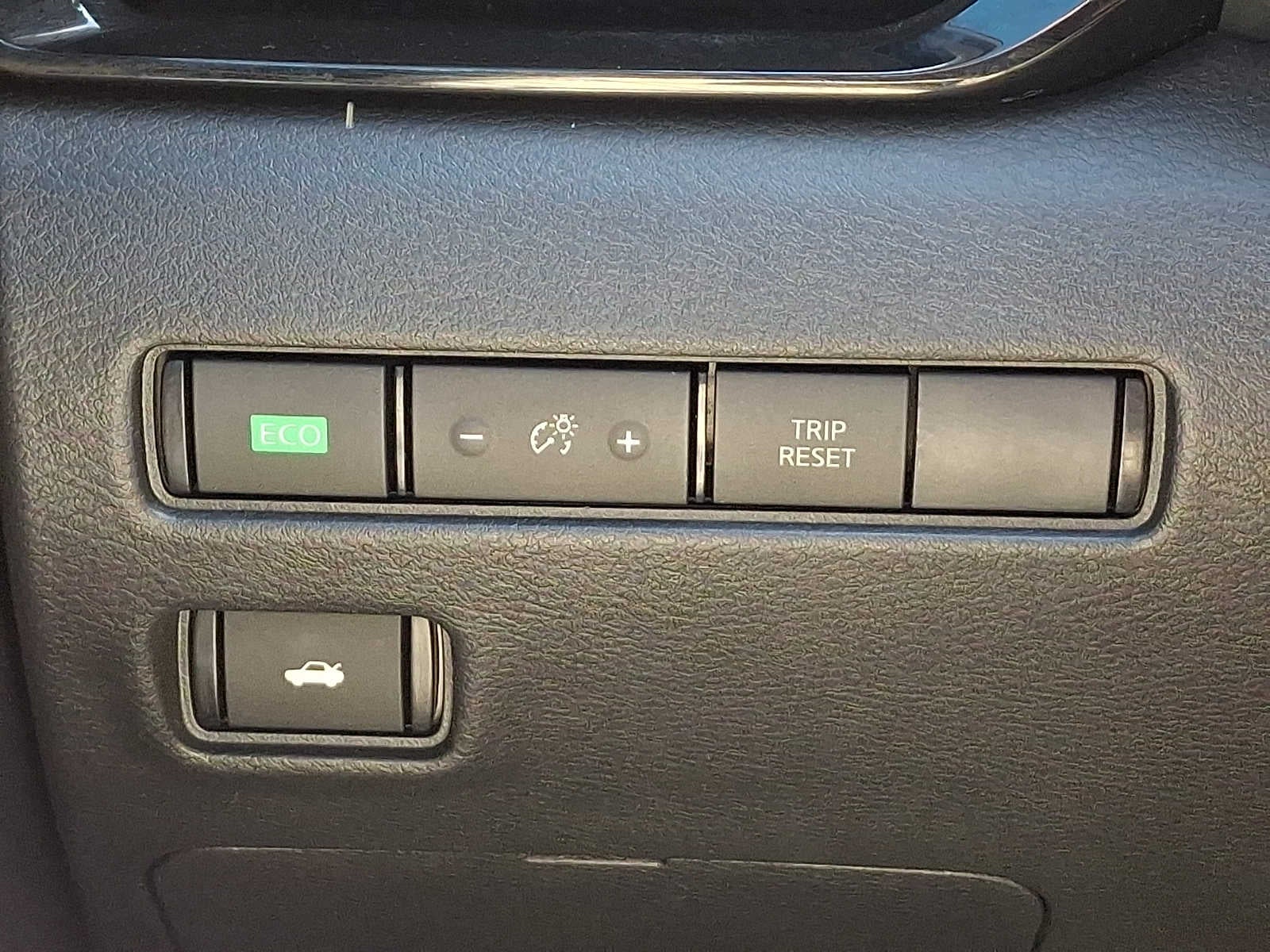 2023 Nissan Sentra SV CVT
