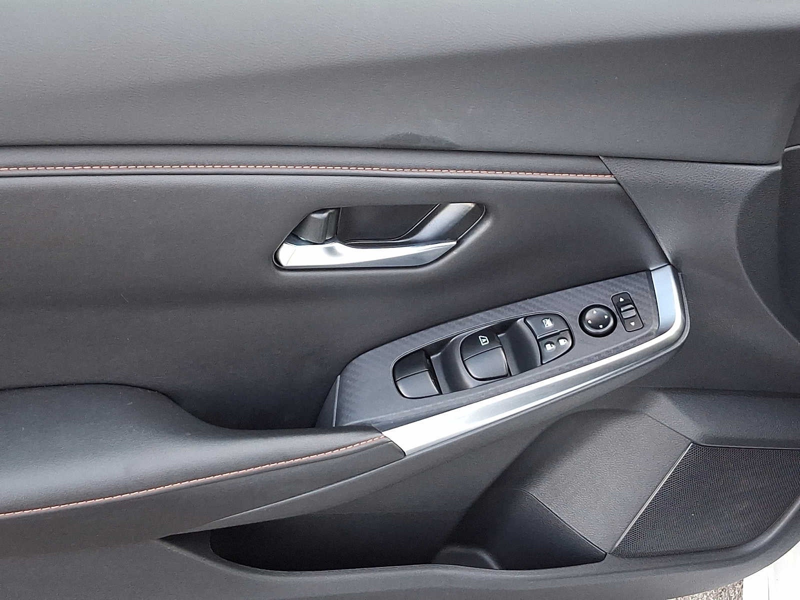 2023 Nissan Sentra SR CVT