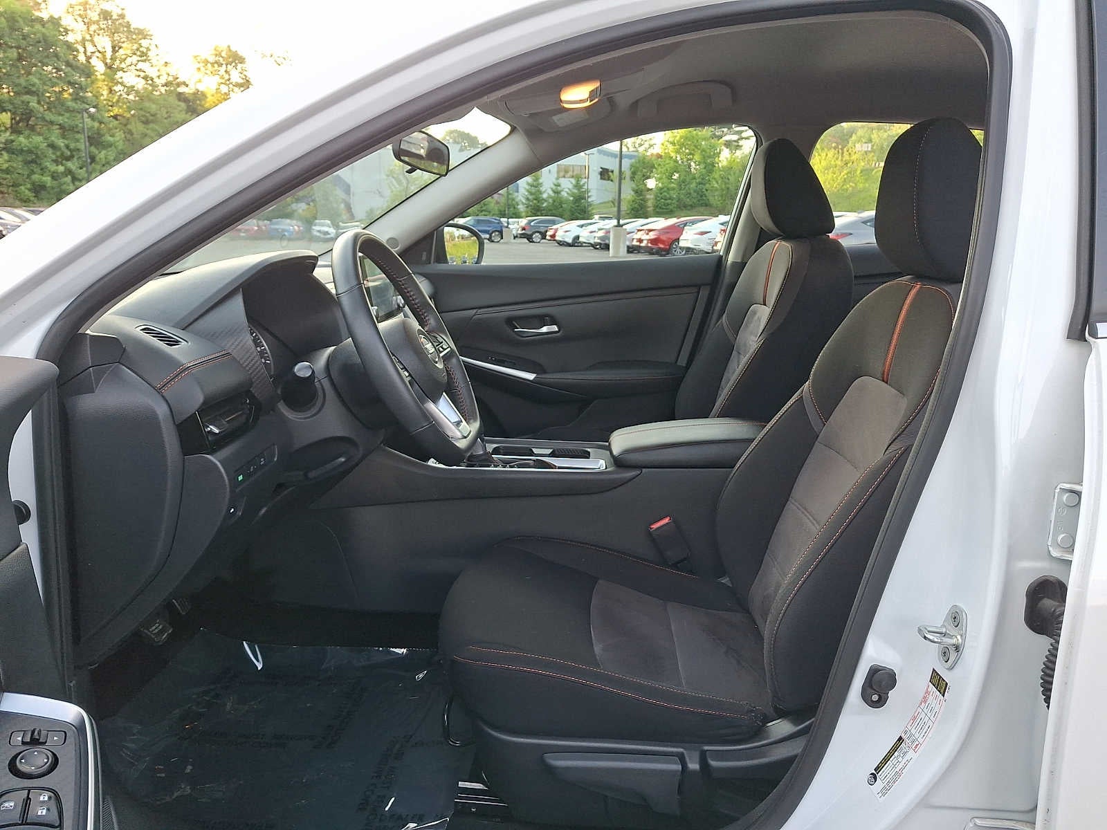 2023 Nissan Sentra SR CVT