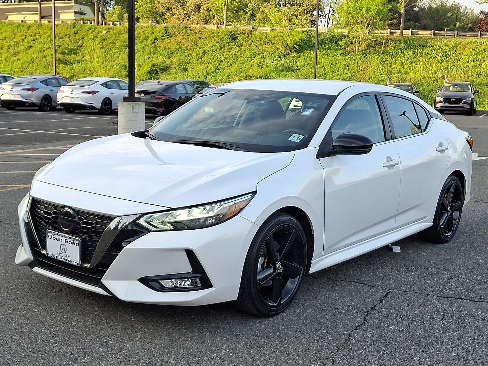 2023 Nissan Sentra SR CVT