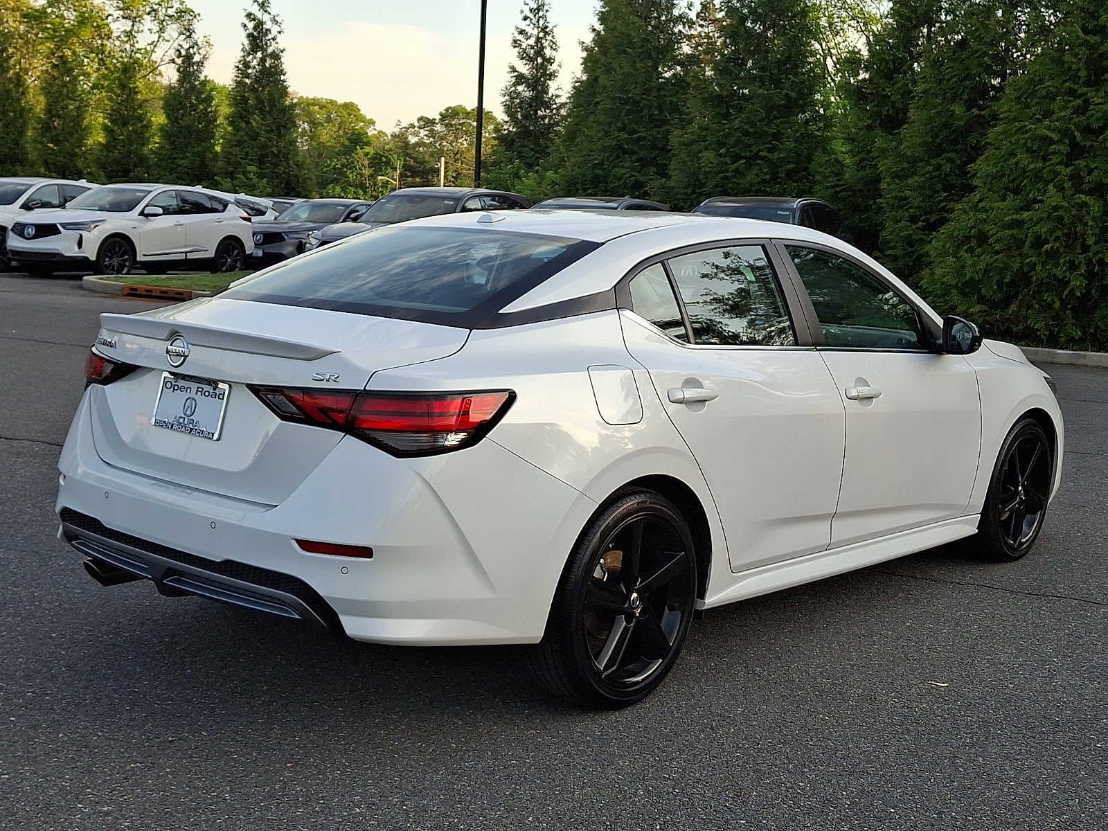 2023 Nissan Sentra SR CVT