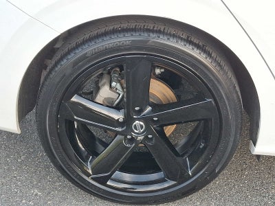 2023 Nissan Sentra SR CVT