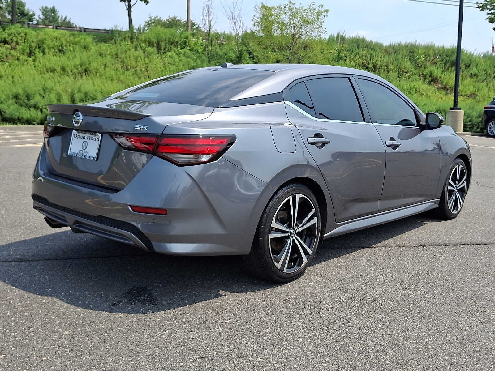 2022 Nissan Sentra SR CVT