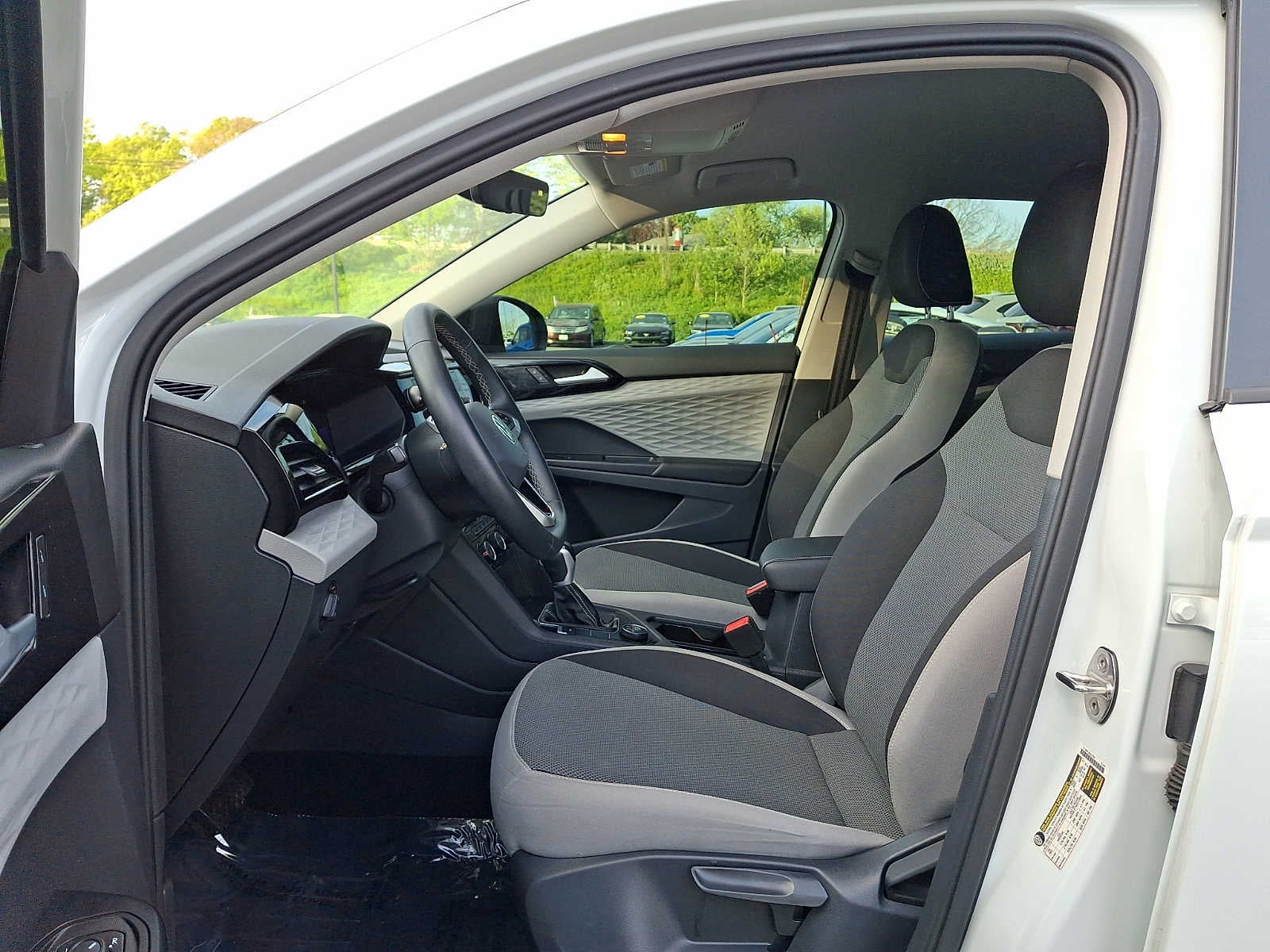 2023 Volkswagen Taos S 4MOTION