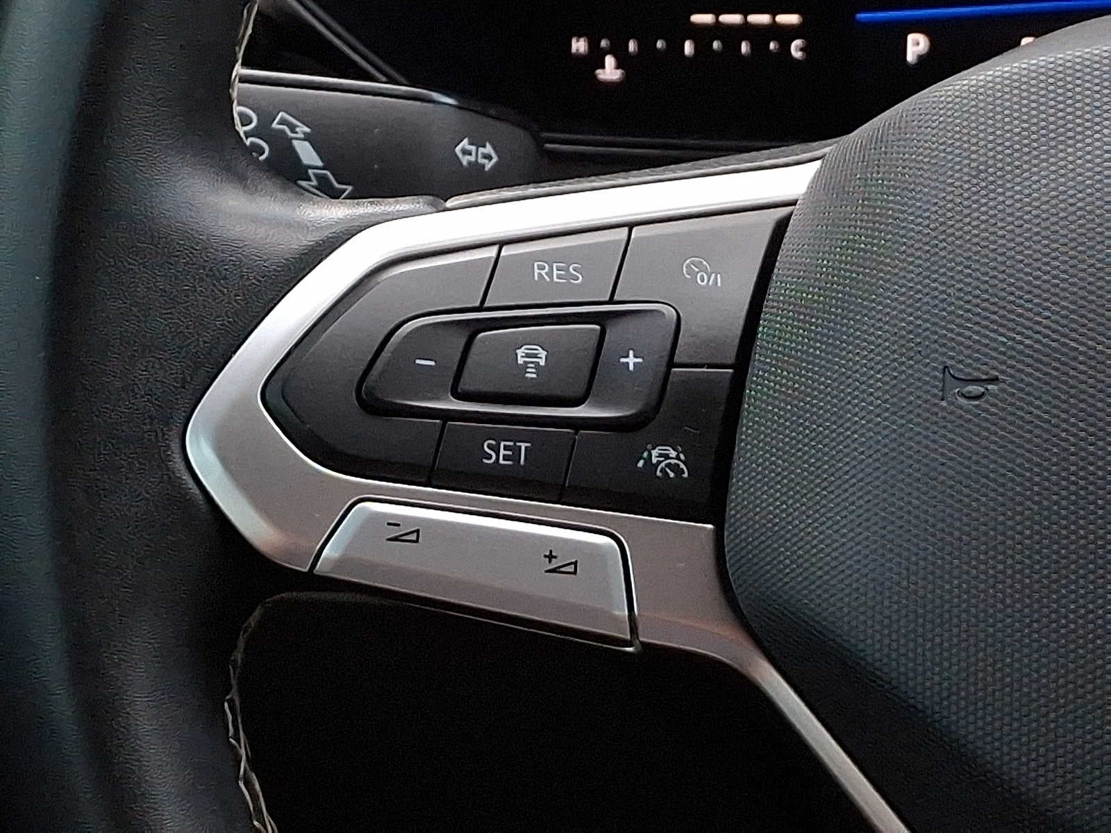 2023 Volkswagen Taos S 4MOTION