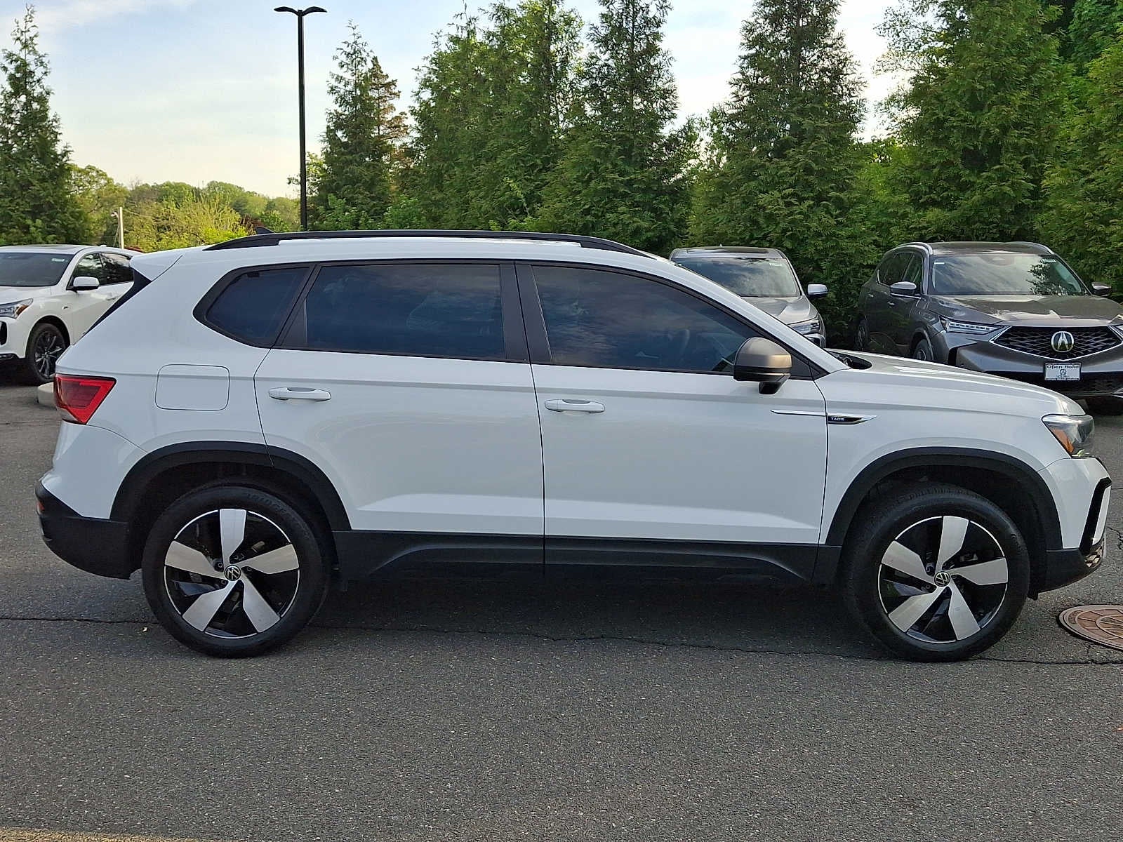 2023 Volkswagen Taos S 4MOTION