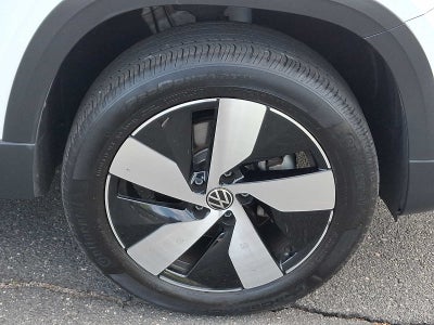 2023 Volkswagen Taos S 4MOTION