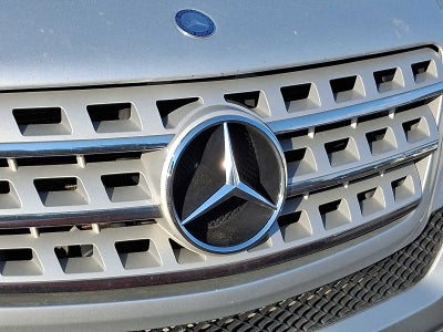 2009 Mercedes-Benz M-Class 4MATIC® 4dr 3.5L
