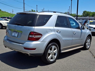 2009 Mercedes-Benz M-Class 4MATIC® 4dr 3.5L