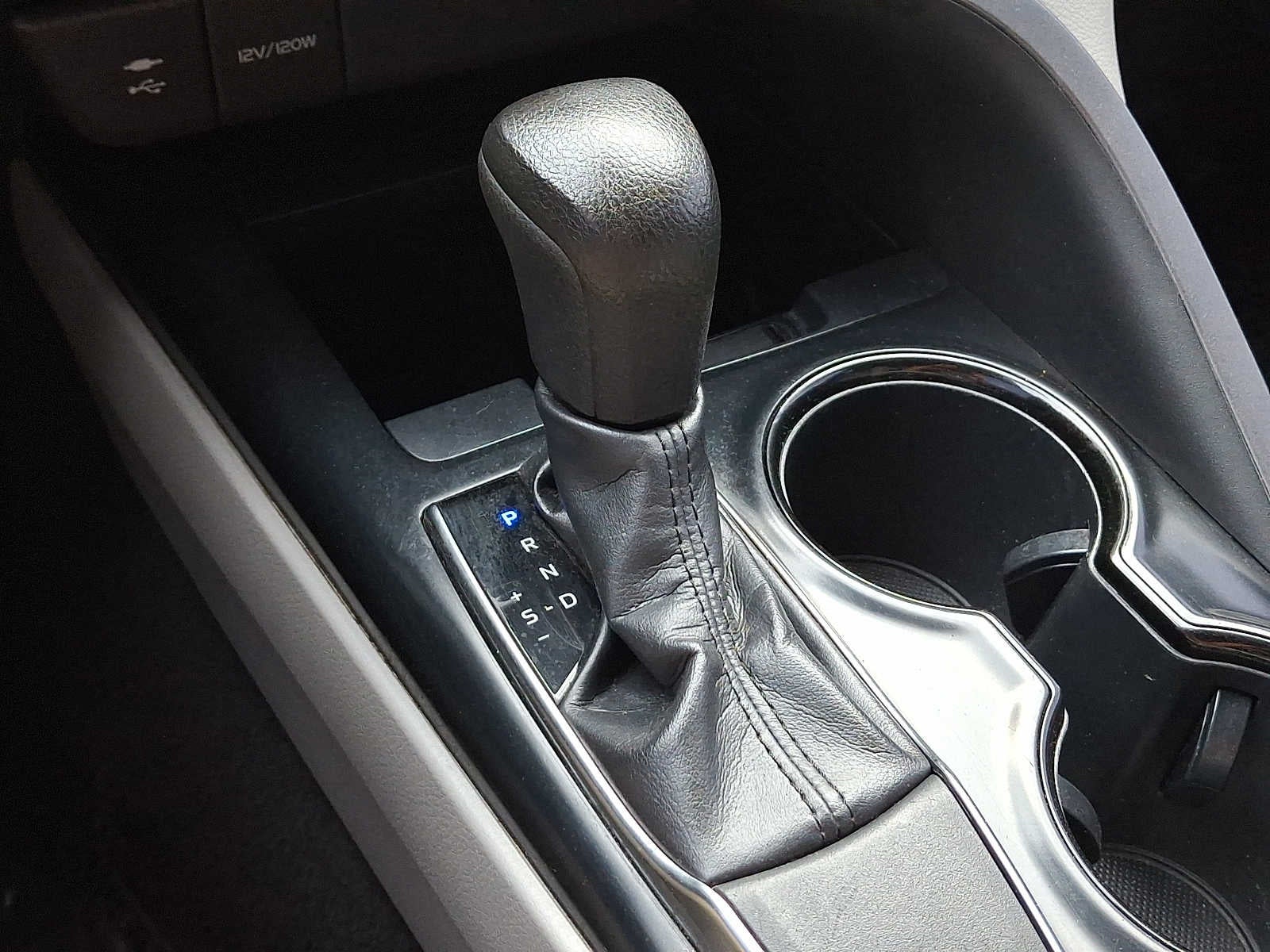 2019 Toyota Camry LE Auto