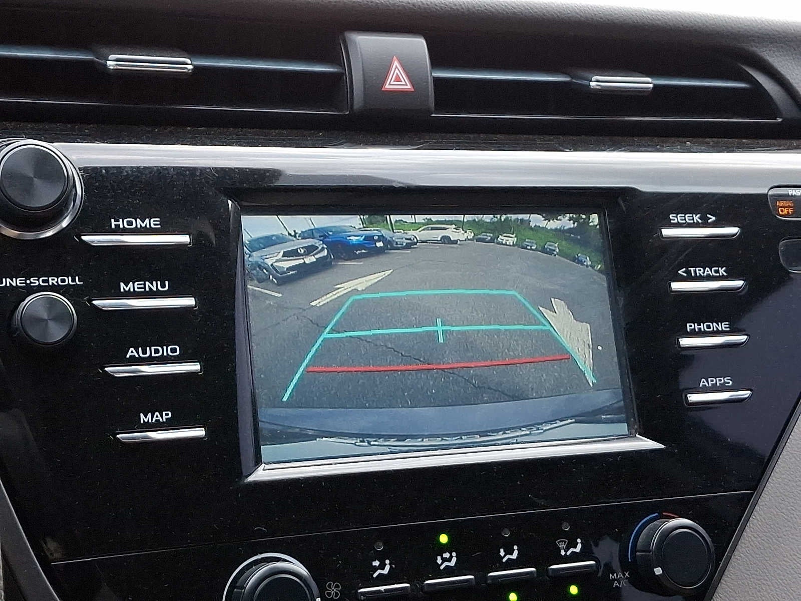 2019 Toyota Camry LE Auto