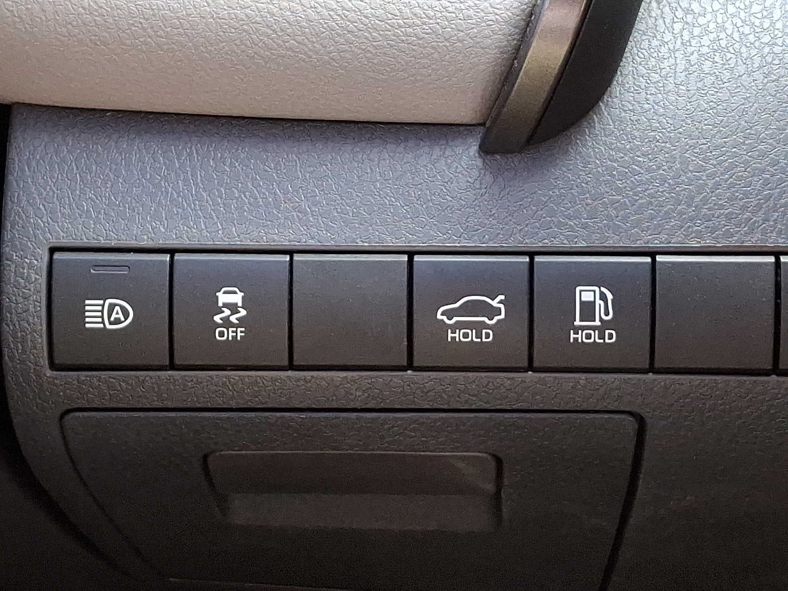 2019 Toyota Camry LE Auto