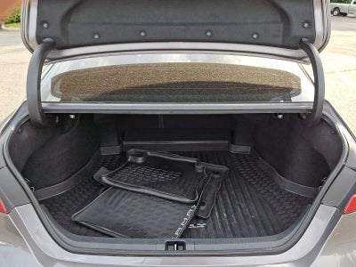 2019 Toyota Camry LE Auto