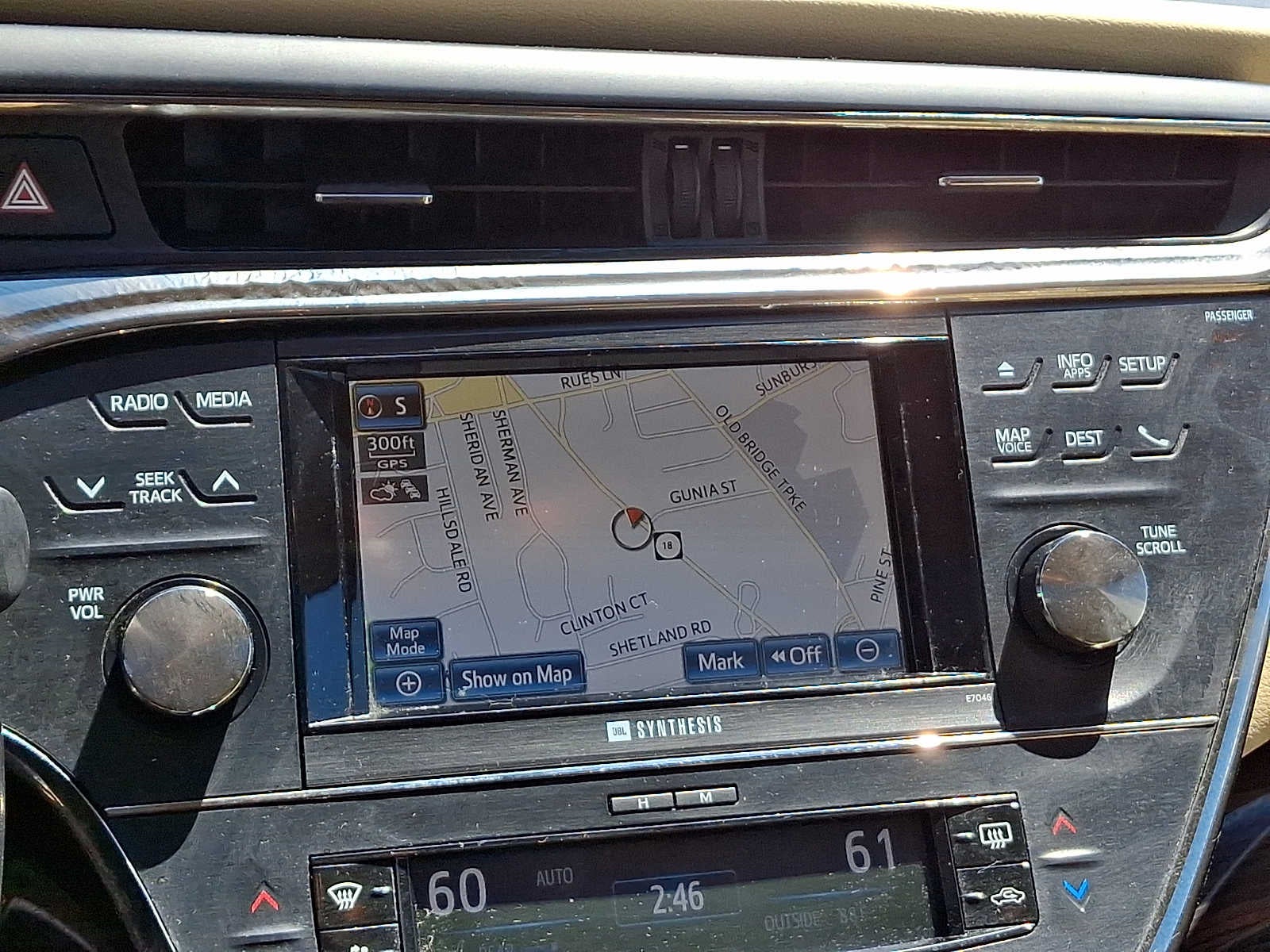 2013 Toyota Avalon 4dr Sdn Limited