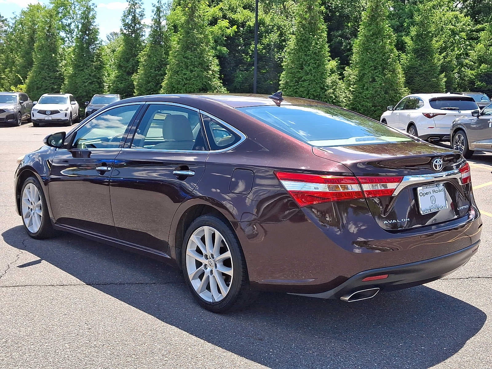 2013 Toyota Avalon 4dr Sdn Limited
