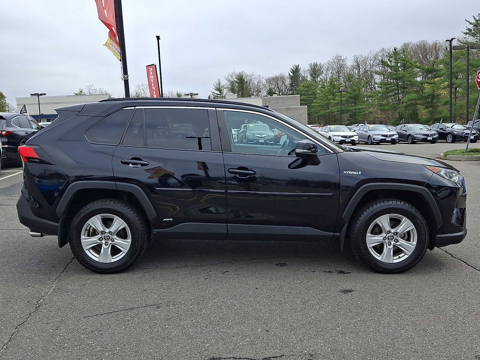 2021 Toyota RAV4 Hybrid XLE AWD