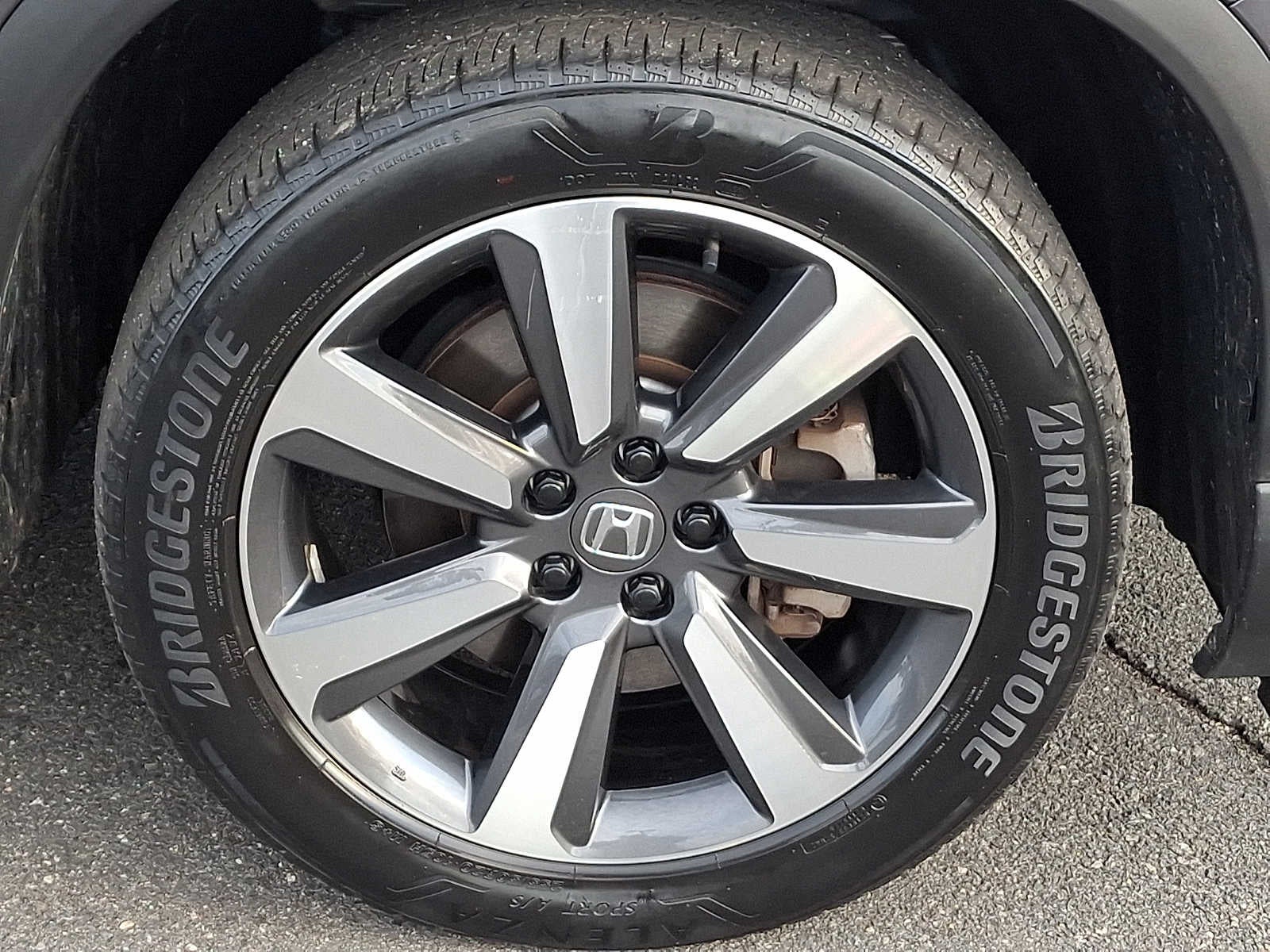 2023 Honda Pilot Touring AWD