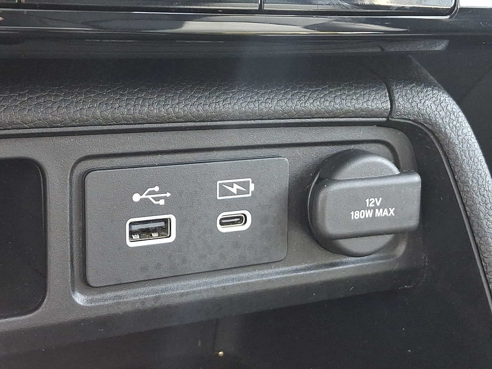 2023 Honda Pilot Touring AWD