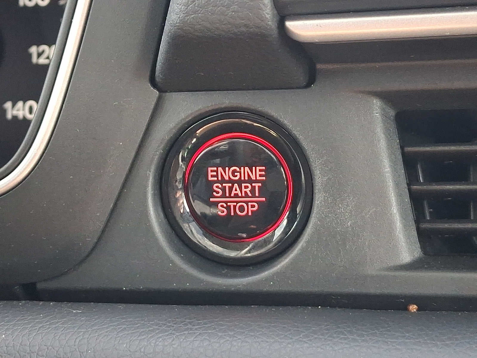 2023 Honda Pilot Touring AWD