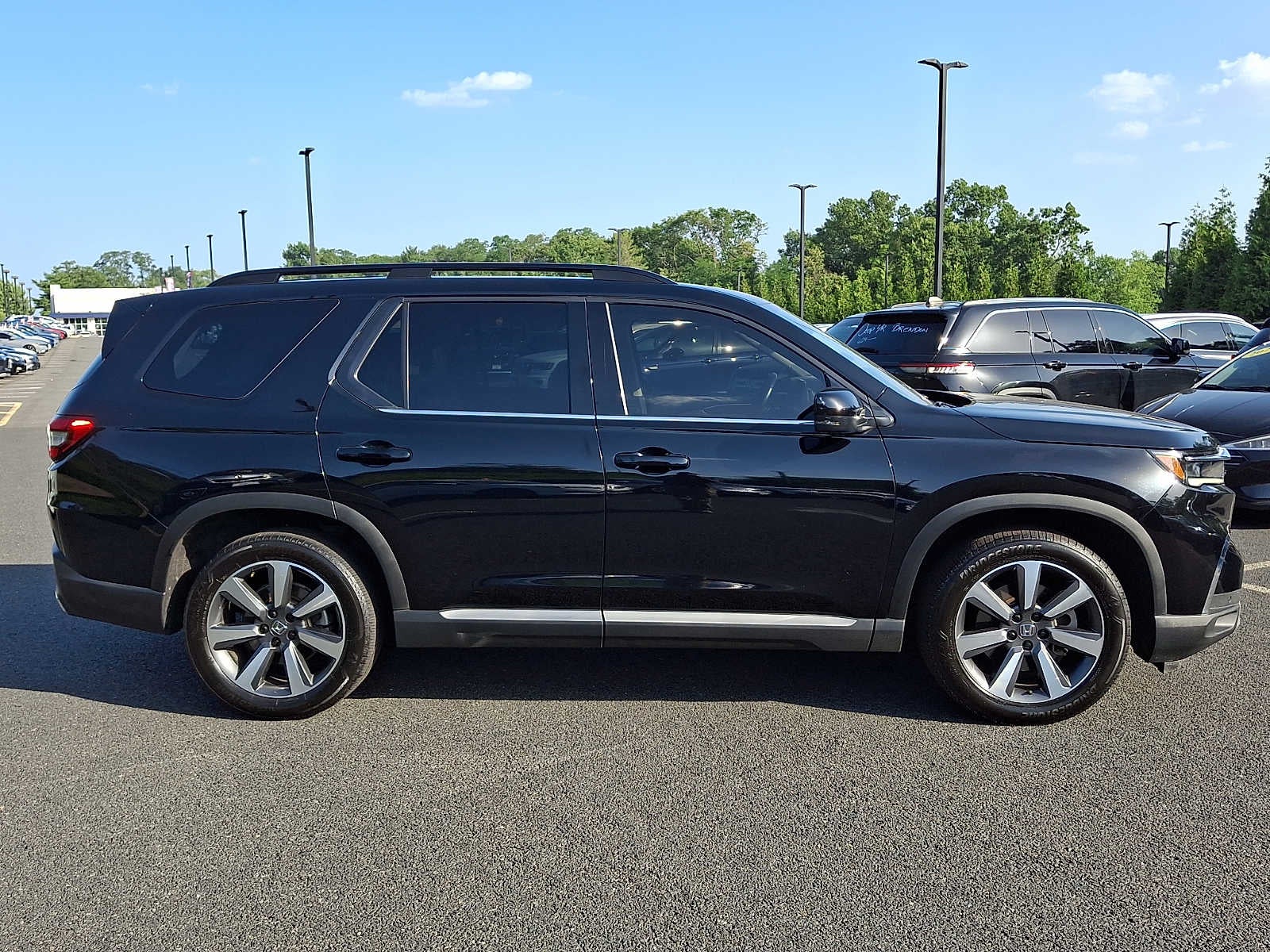 2023 Honda Pilot Elite AWD