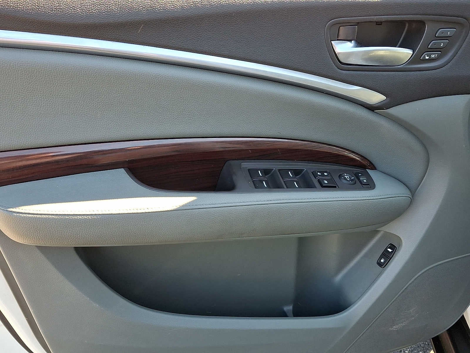 2014 Acura MDX SH-AWD 4dr Tech Pkg