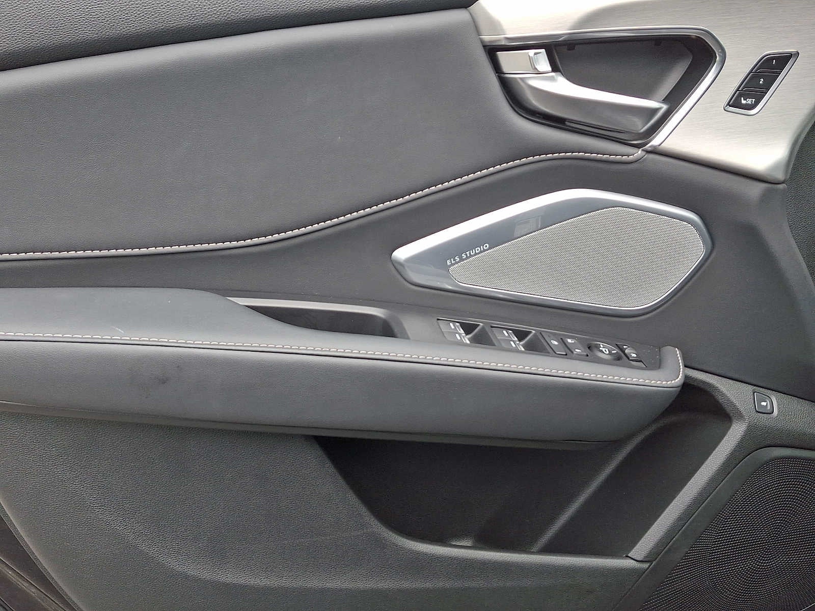 2023 Acura RDX SH-AWD w/Technology Package