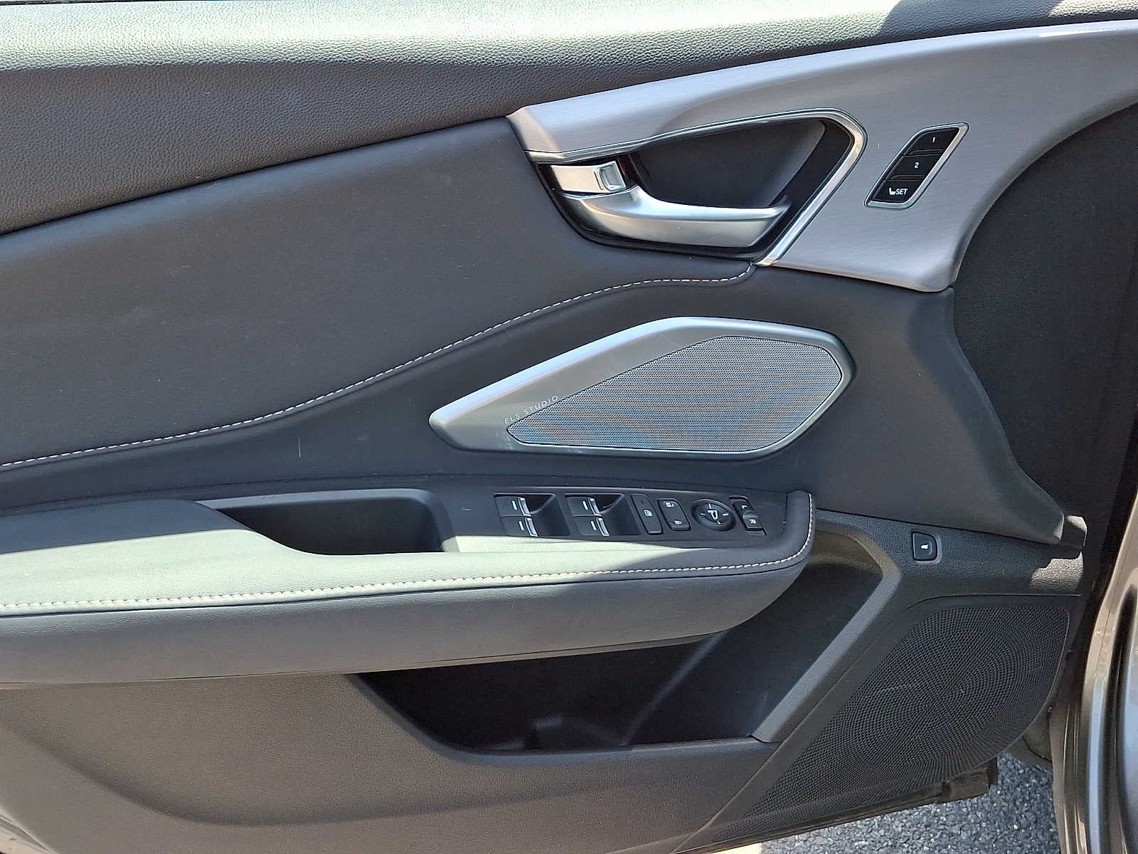 2023 Acura RDX SH-AWD w/Technology Package