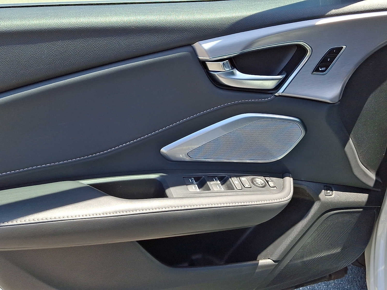 2023 Acura RDX SH-AWD w/Technology Package