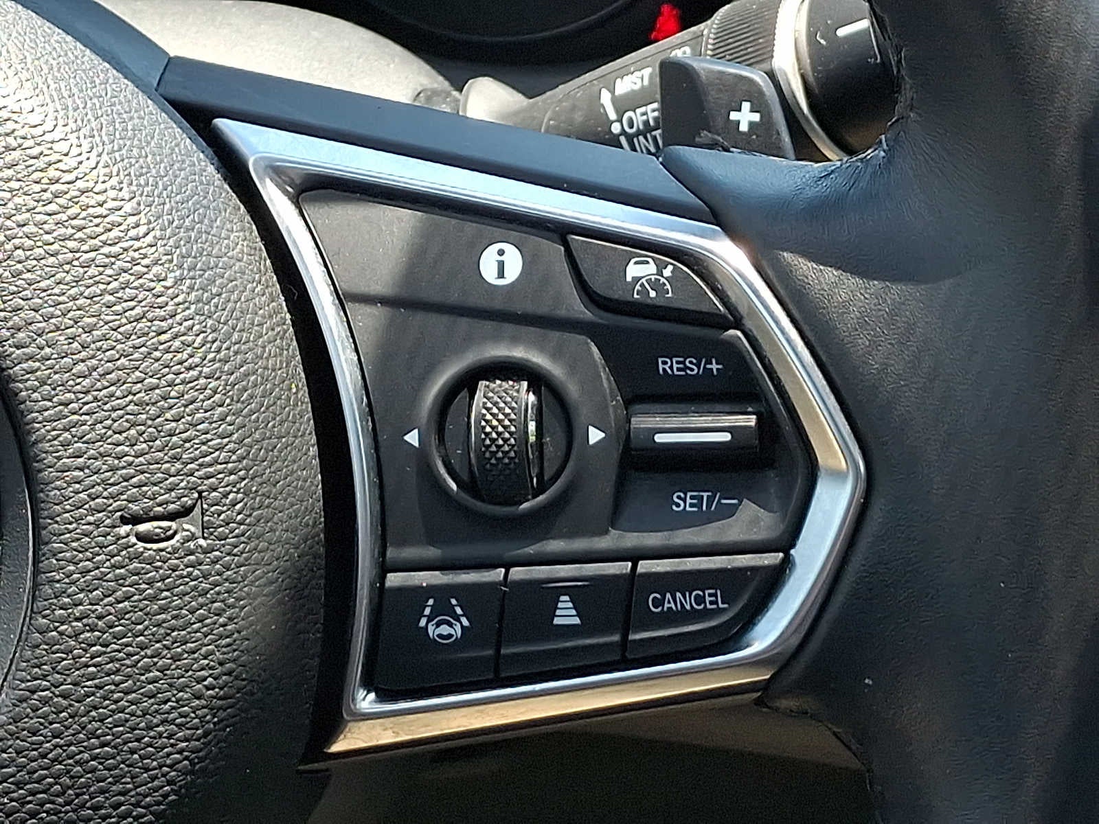 2023 Acura RDX SH-AWD w/Technology Package
