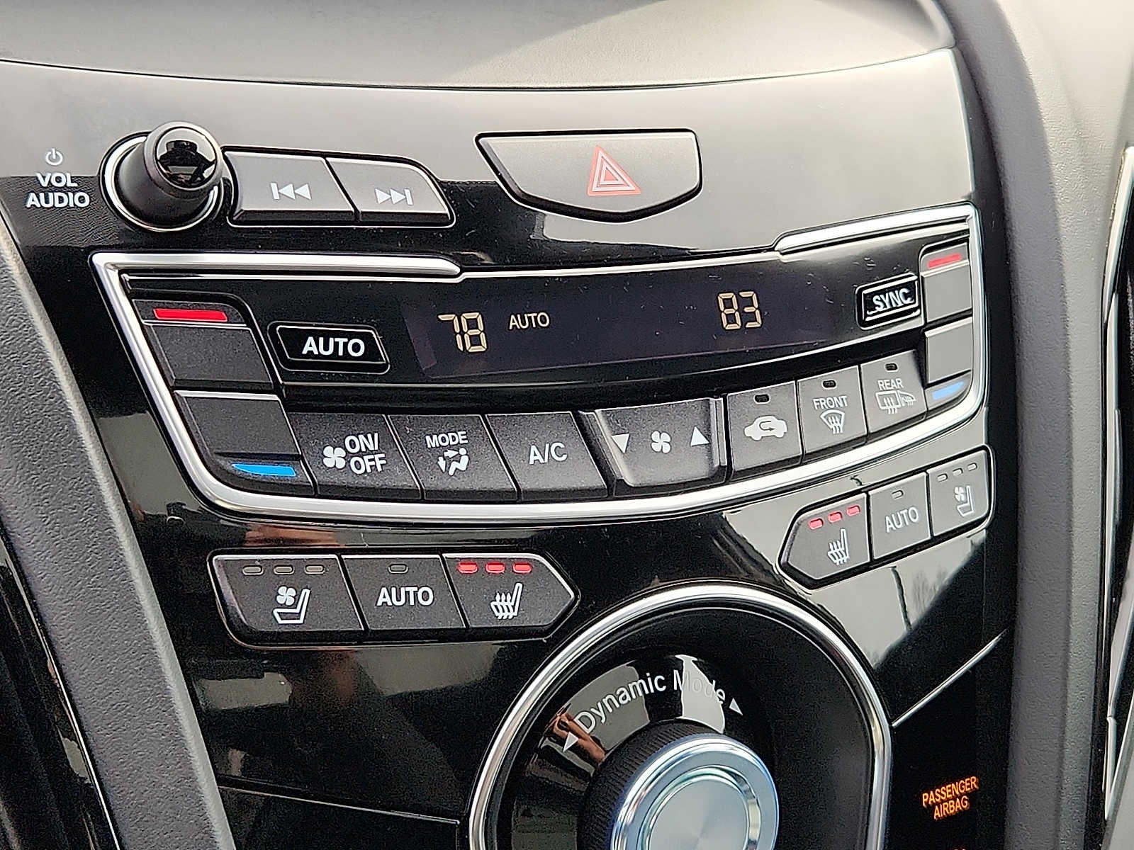 2025 Acura RDX SH-AWD w/A-Spec Advance Package