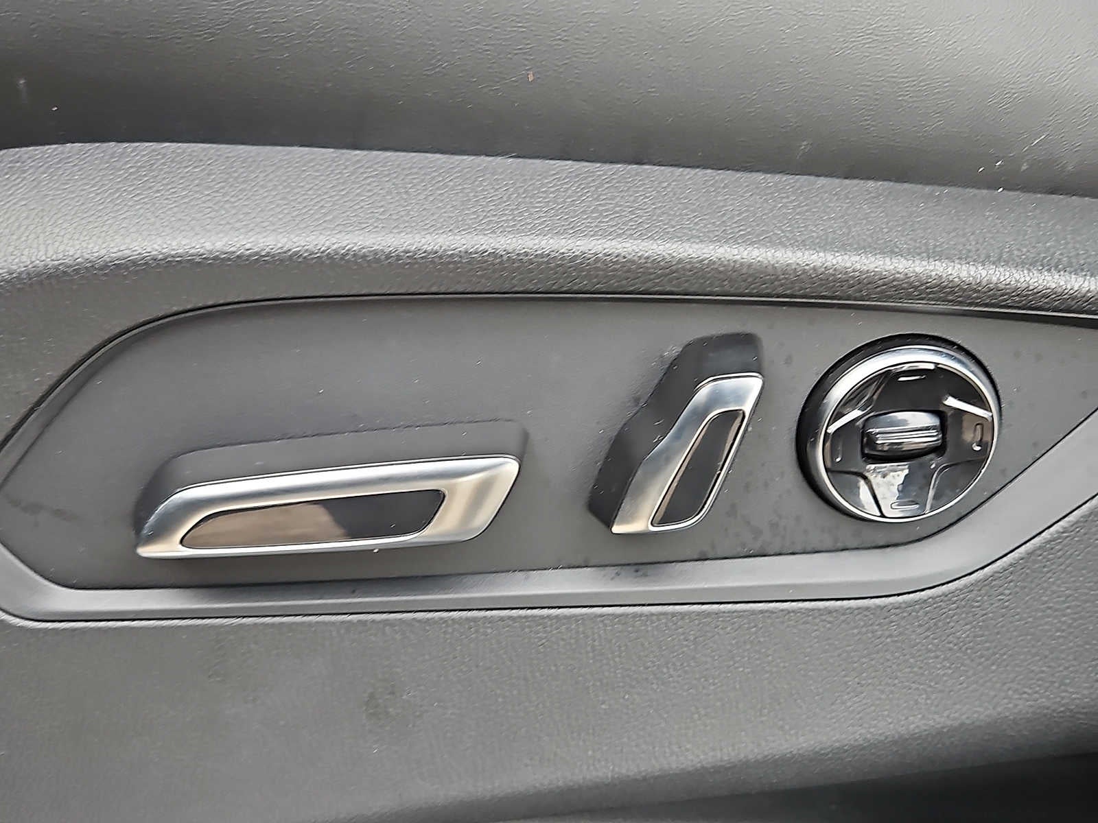 2025 Acura RDX SH-AWD w/A-Spec Advance Package