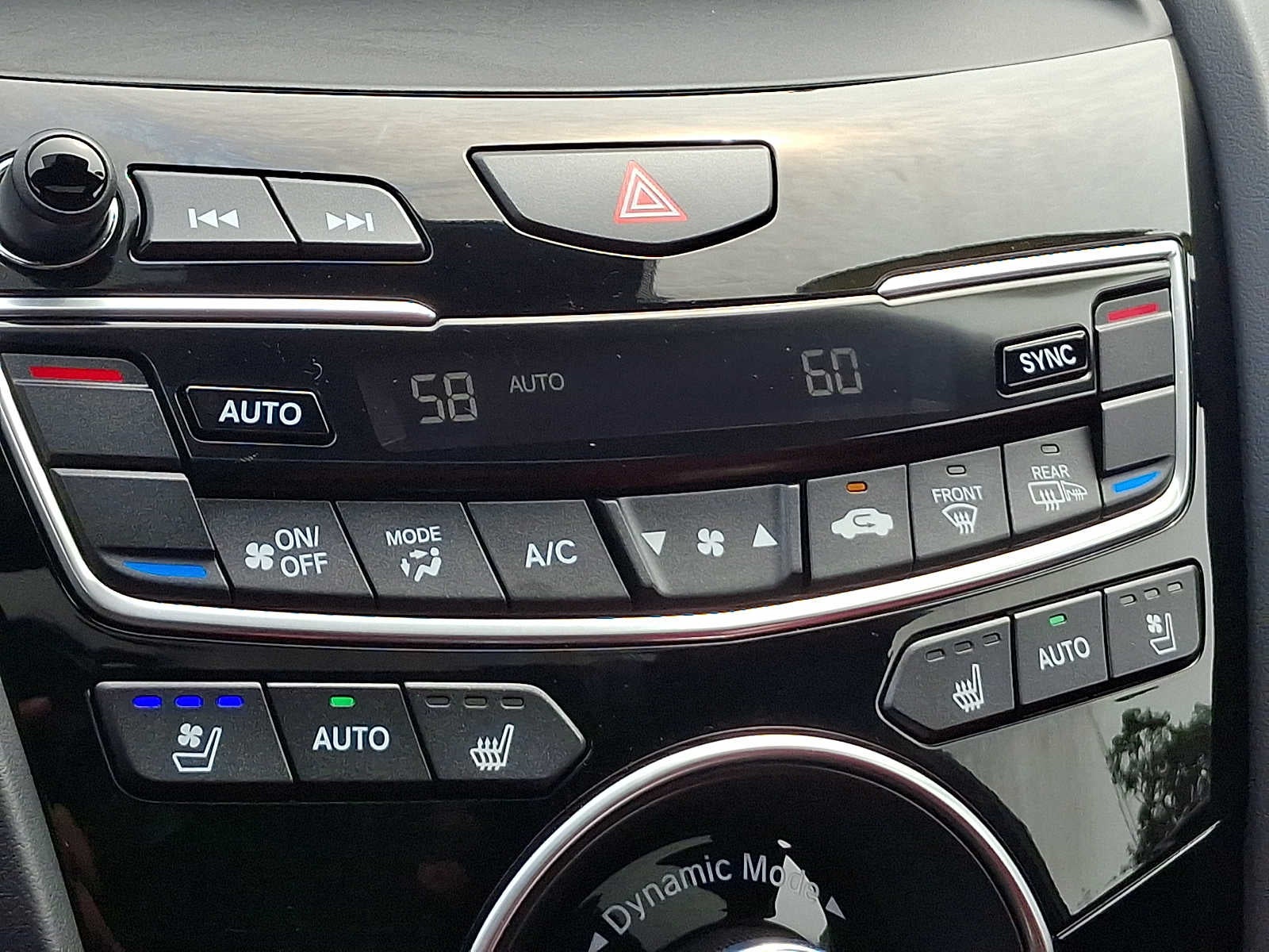 2025 Acura RDX SH-AWD w/A-Spec Advance Package