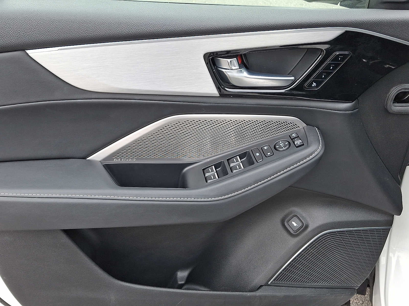 2024 Acura MDX SH-AWD w/Technology Package