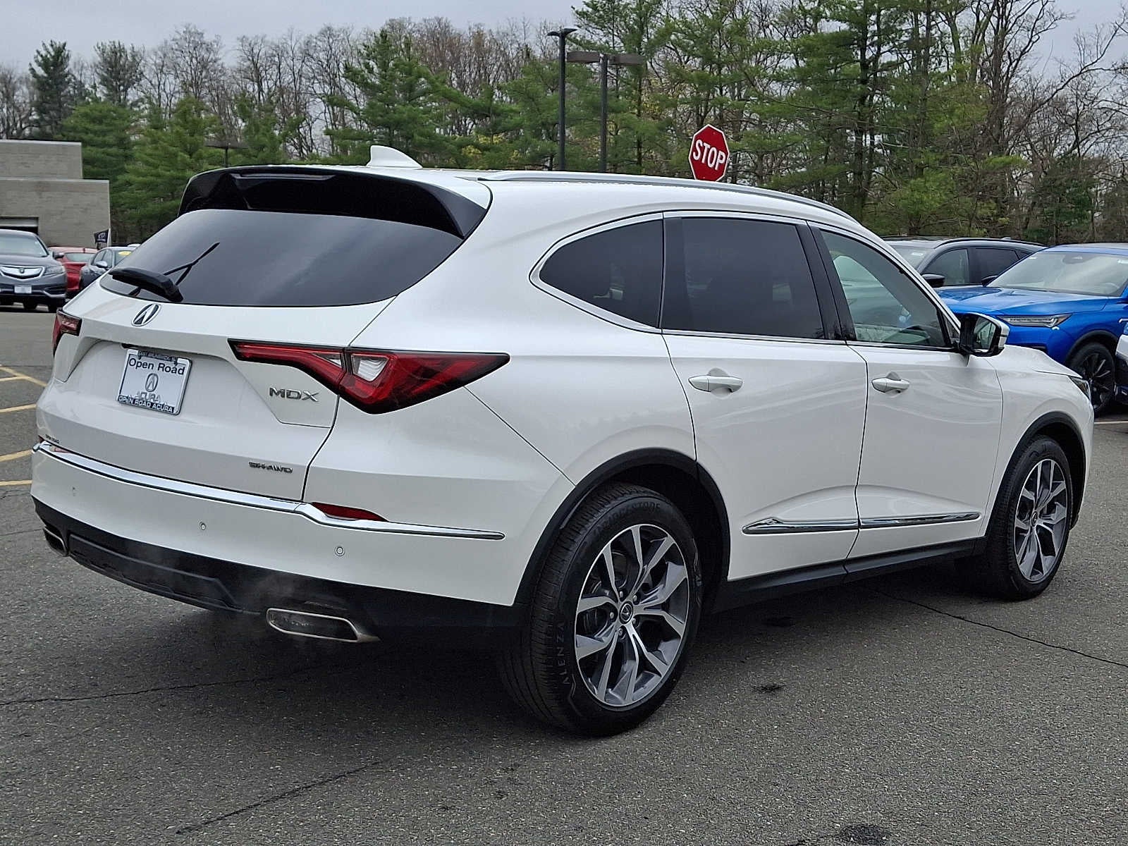 2024 Acura MDX SH-AWD w/Technology Package