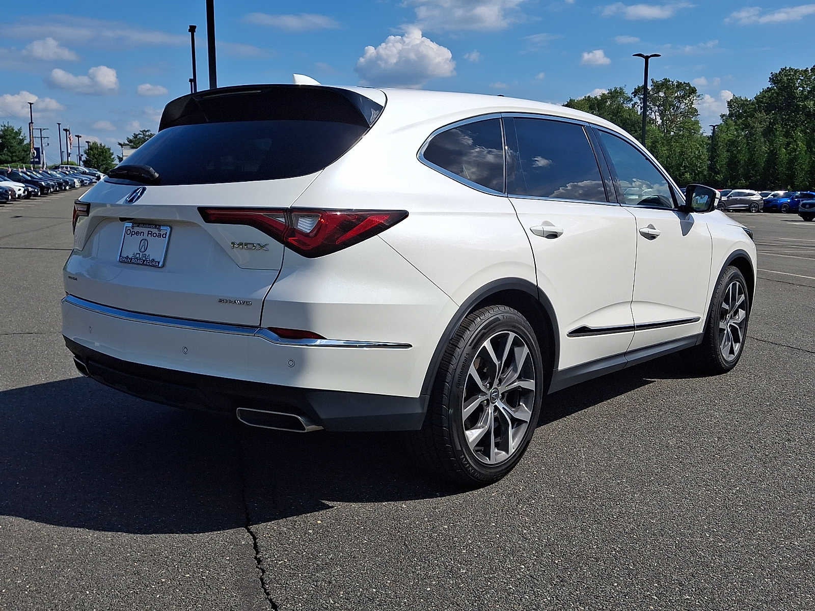 2024 Acura MDX SH-AWD w/Technology Package