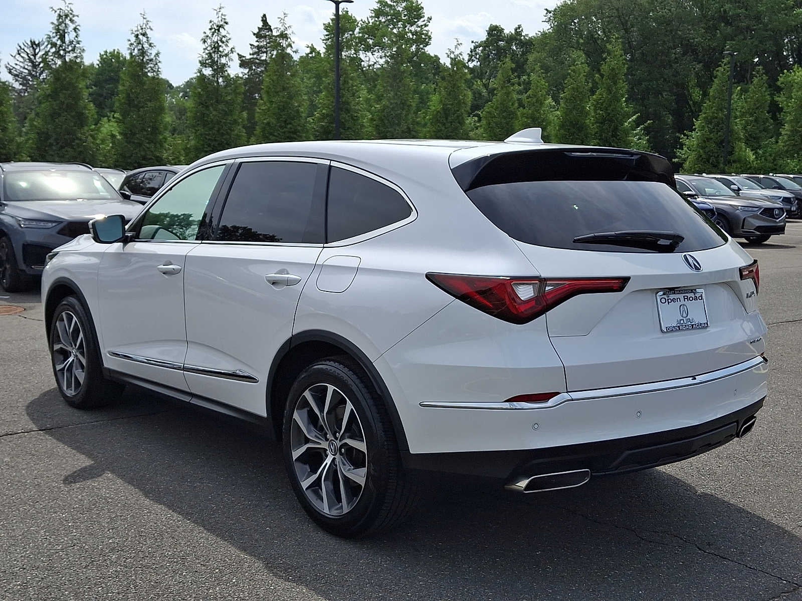 2024 Acura MDX SH-AWD w/Technology Package