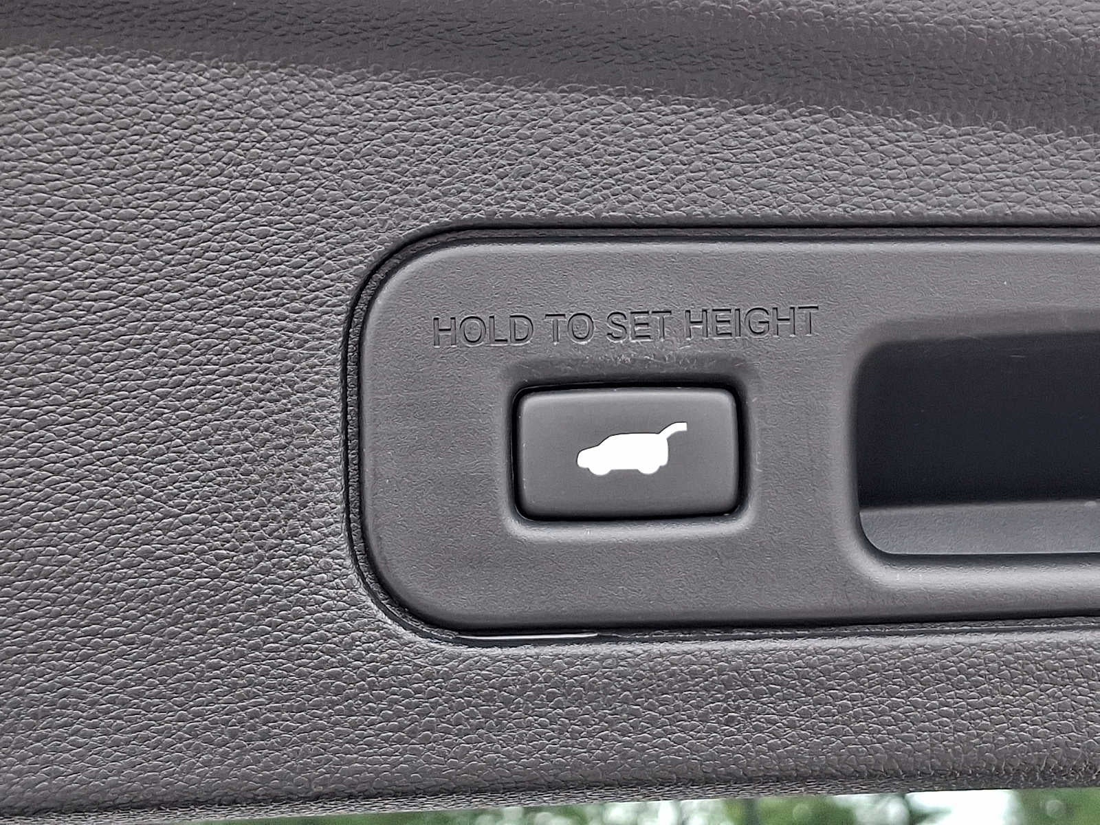 2023 Acura MDX SH-AWD w/Technology Package