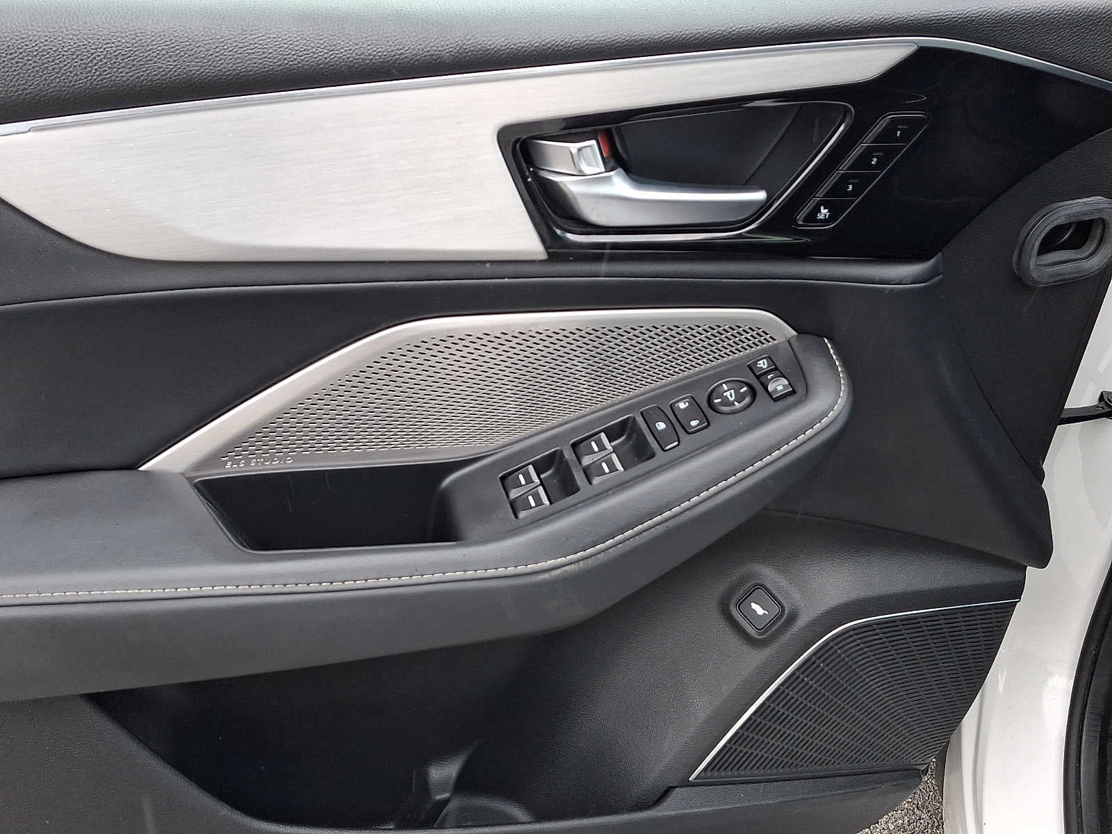 2024 Acura MDX SH-AWD w/Technology Package
