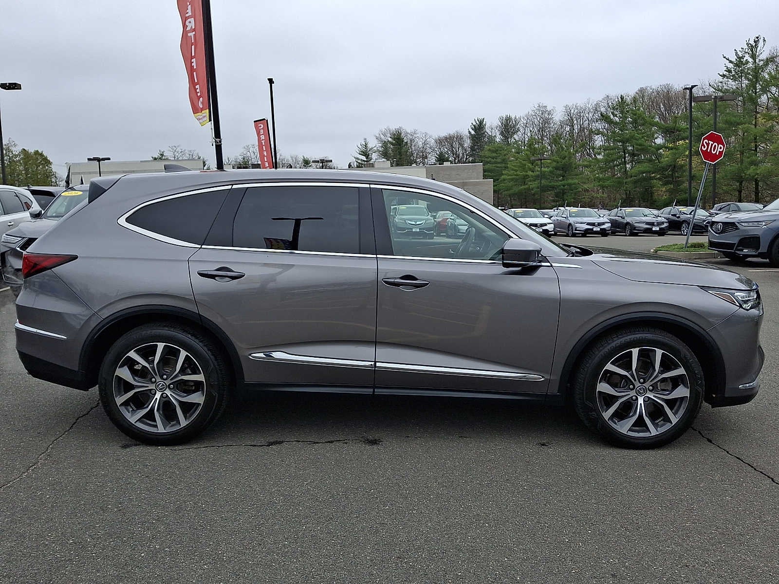 2023 Acura MDX SH-AWD w/Technology Package
