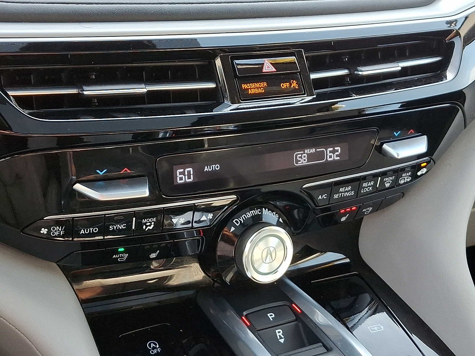 2024 Acura MDX SH-AWD w/Technology Package