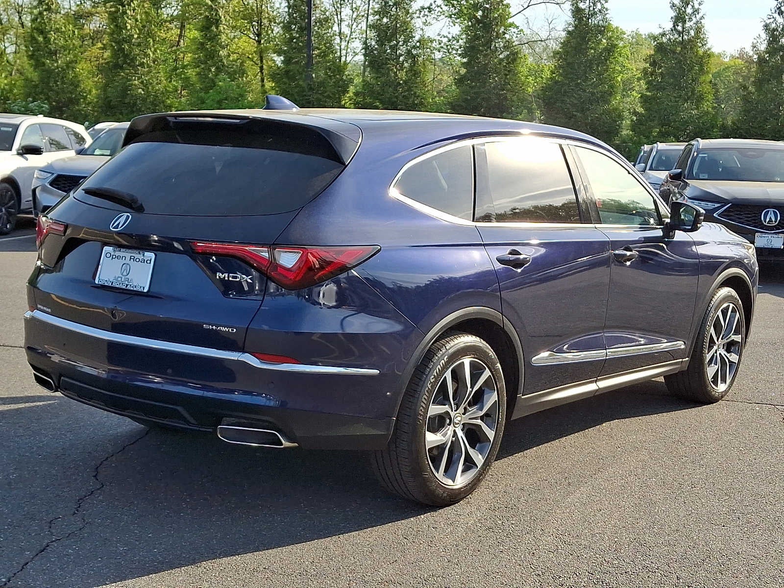 2024 Acura MDX SH-AWD w/Technology Package