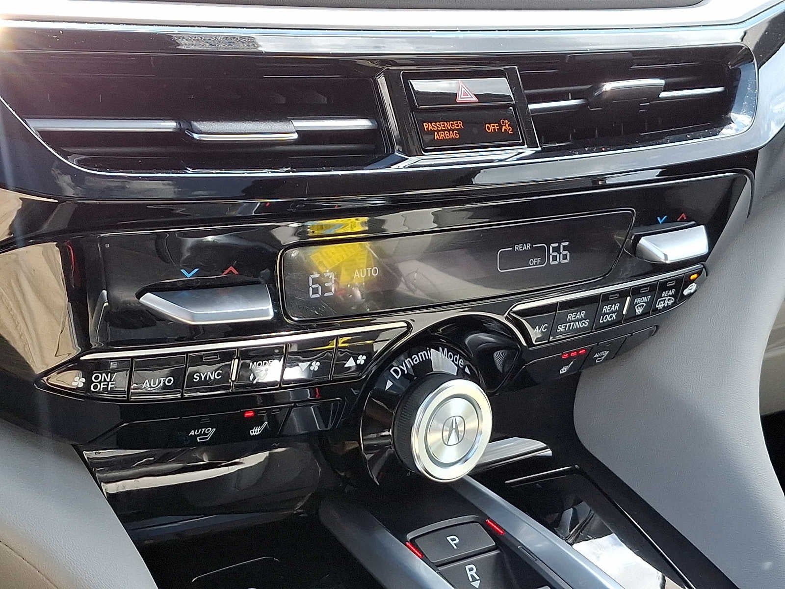 2024 Acura MDX SH-AWD w/Technology Package