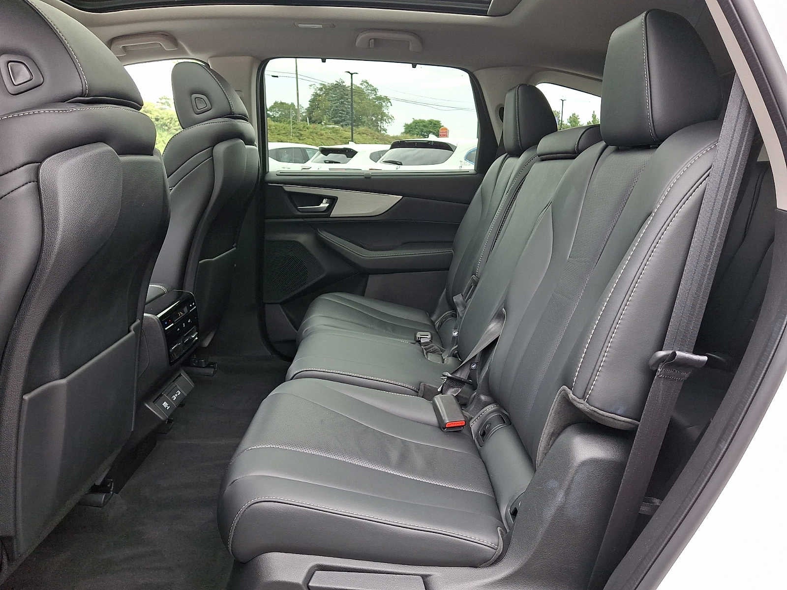 2024 Acura MDX SH-AWD w/Technology Package