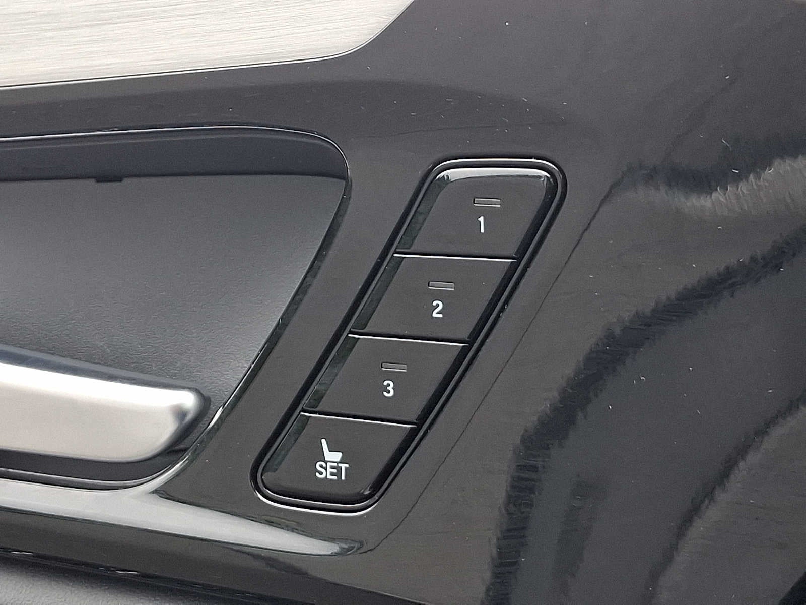 2024 Acura MDX SH-AWD w/Technology Package