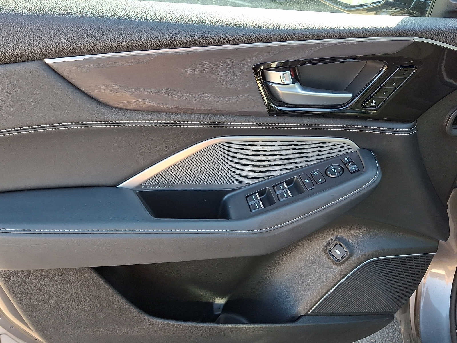 2022 Acura MDX SH-AWD w/Advance Package