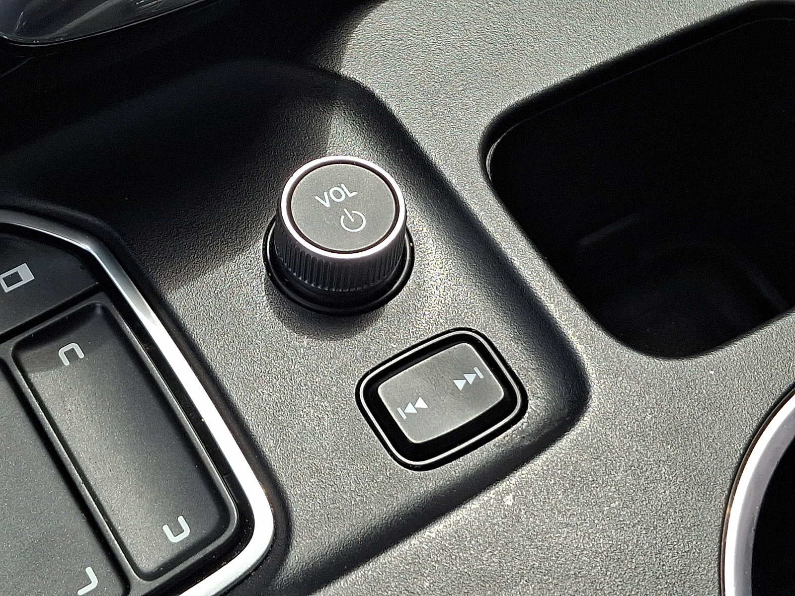 2023 Acura MDX SH-AWD w/Advance Package