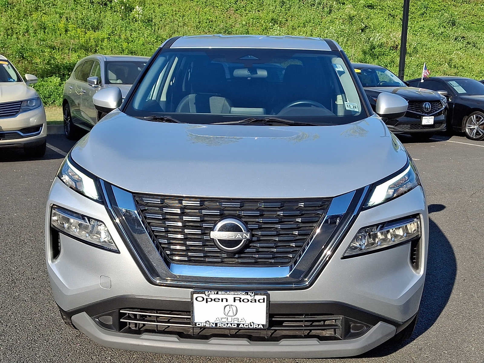 2023 Nissan Rogue FWD SV