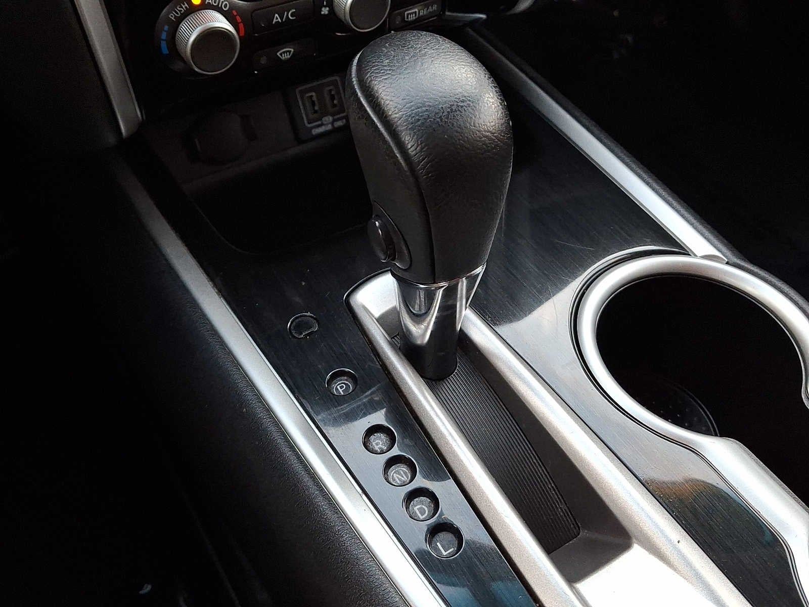 2018 Nissan Pathfinder FWD SV